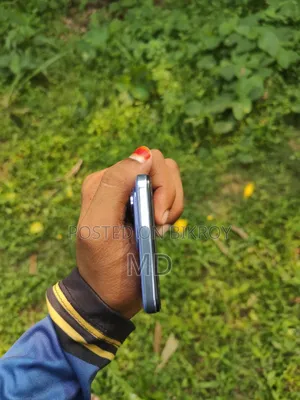 Vivo iQOO Z10x 256 GB Blue