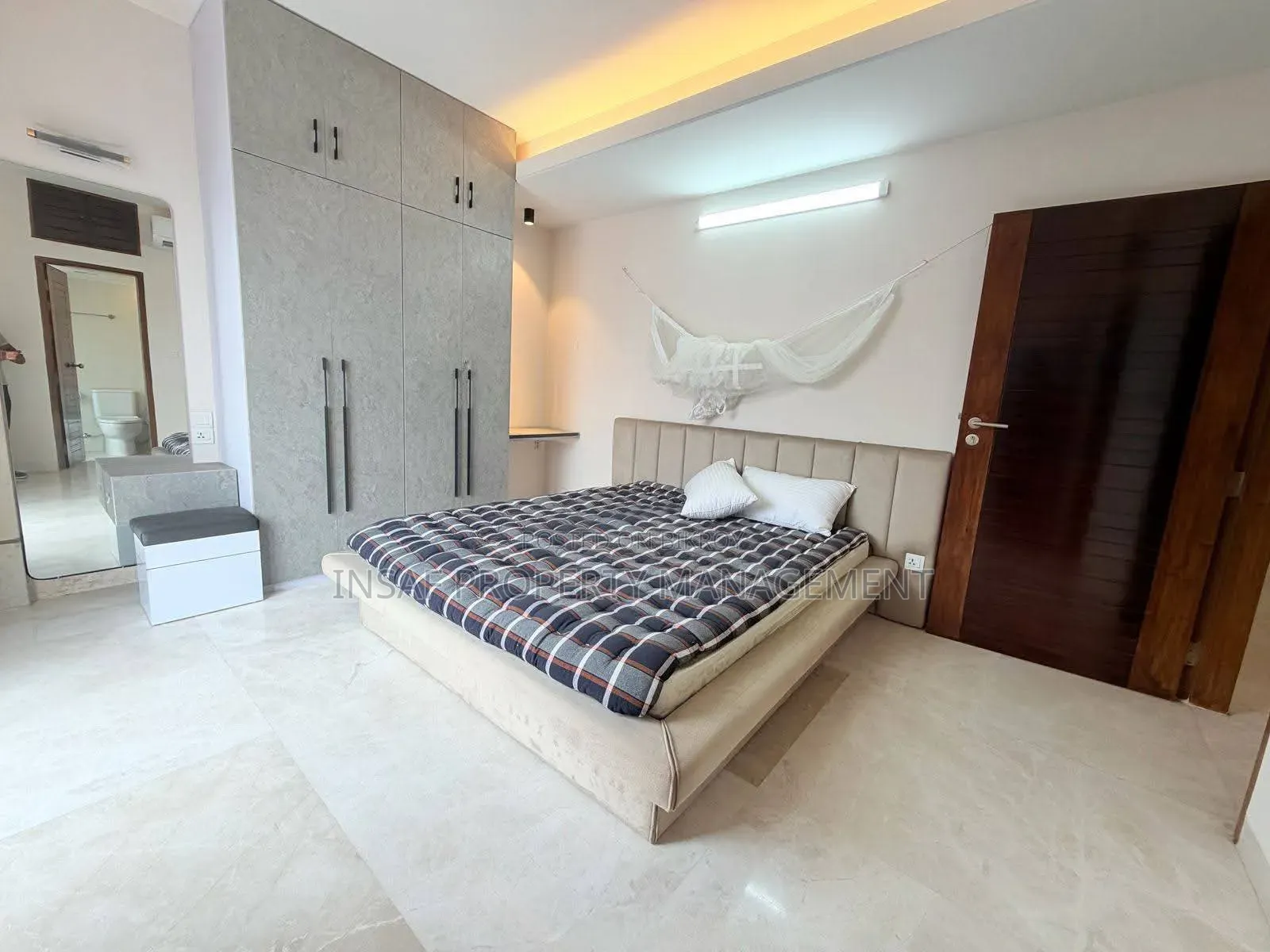 Furnished 4-Bedroom Apartment in Gulshan for Rent