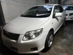 টয়োটা এক্সিও ২০০৮ সাদা