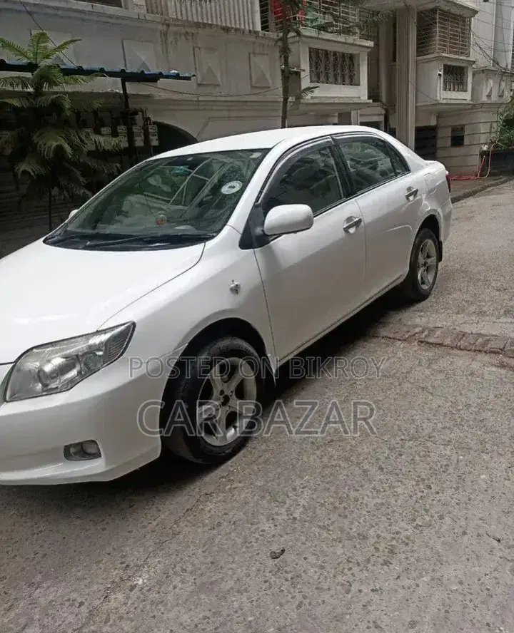 টয়োটা এক্সিও ২০০৮ সাদা