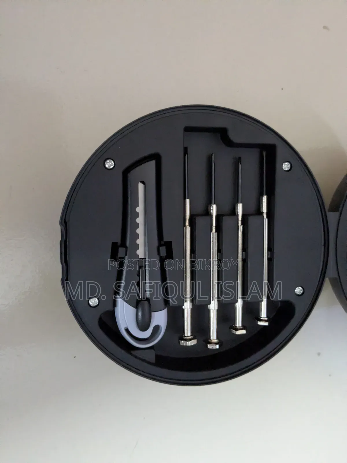 Unique Screwdriver Set