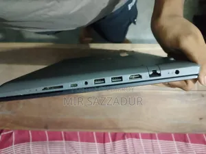 Laptop Lenovo IdeaPad 320 4GB Intel Core I3 HDD+SSD 256GB