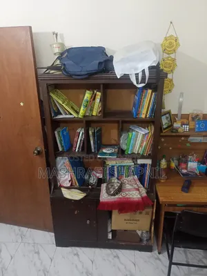 Bookshelf (Wooden)