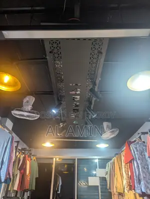 Complete Clothing Store Decoration Setup for Sale