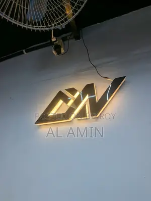 Complete Clothing Store Decoration Setup for Sale