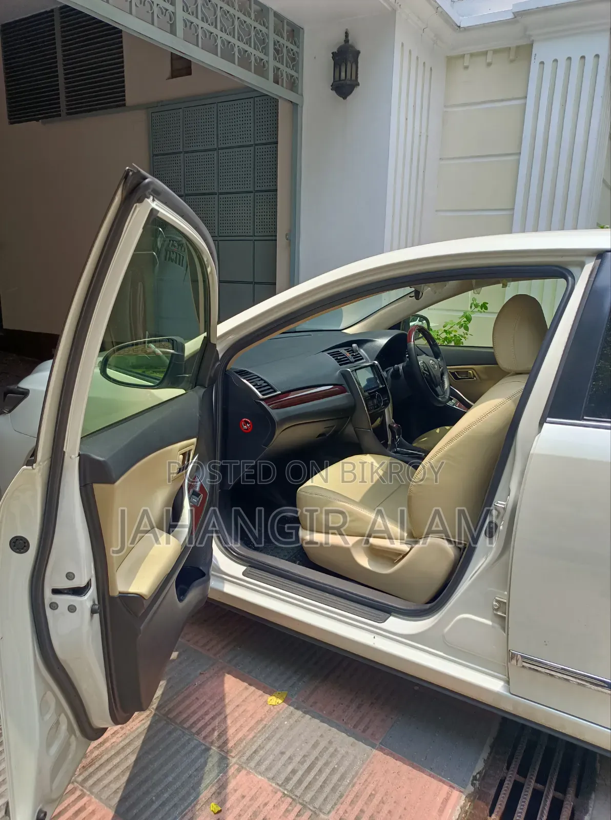 Toyota Premio 2020 White