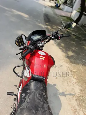 Honda CB 2024 Red