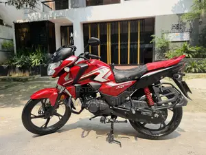 Honda CB 2024 Red