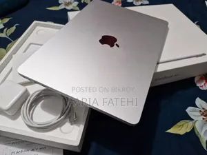 New Laptop Apple MacBook Air 2025 M4 16GB Apple M4 SSD 256GB