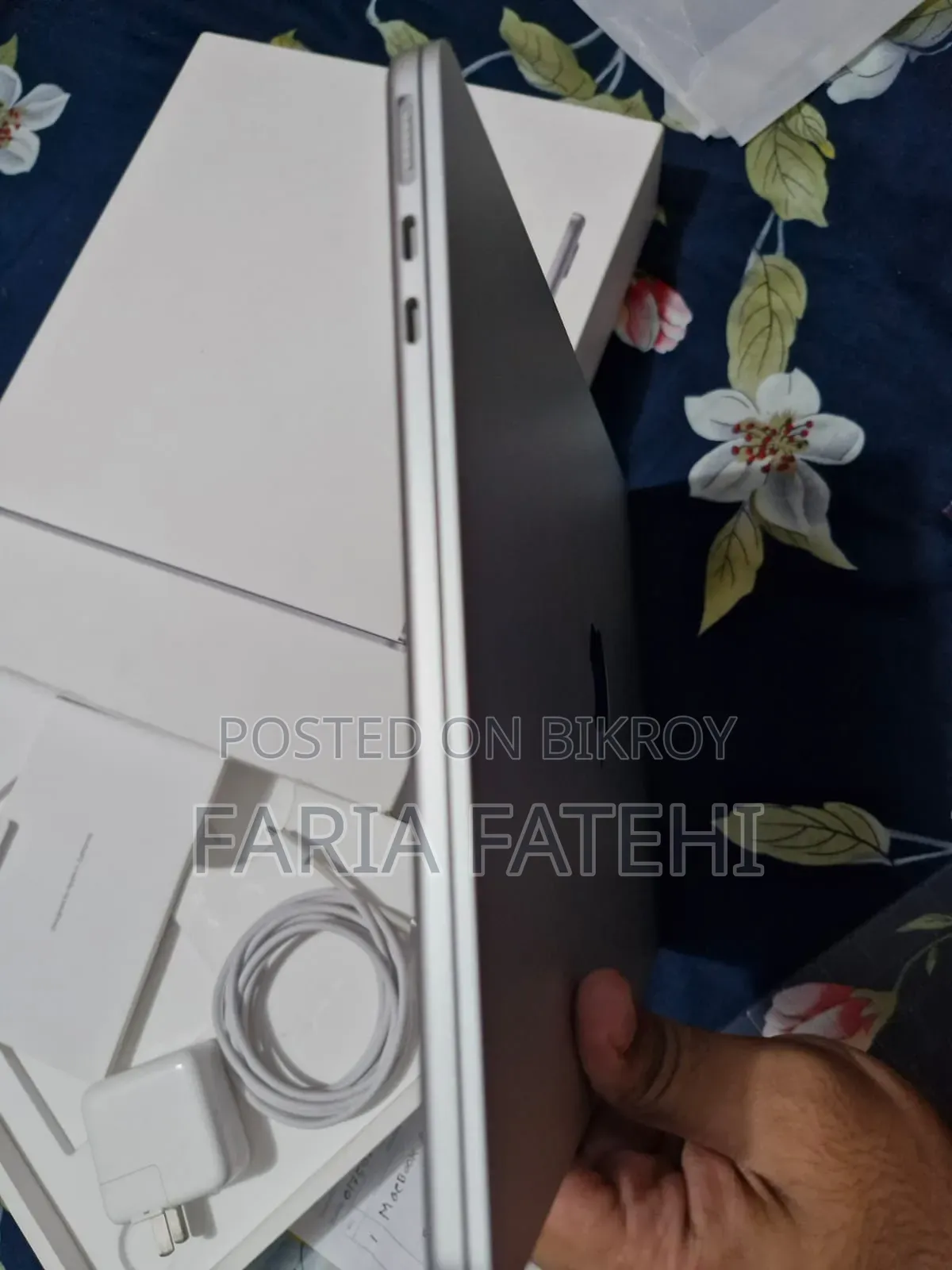 New Laptop Apple MacBook Air 2025 M4 16GB Apple M4 SSD 256GB