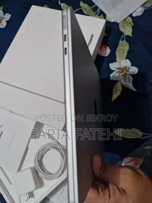 New Laptop Apple MacBook Air 2025 M4 16GB Apple M4 SSD 256GB