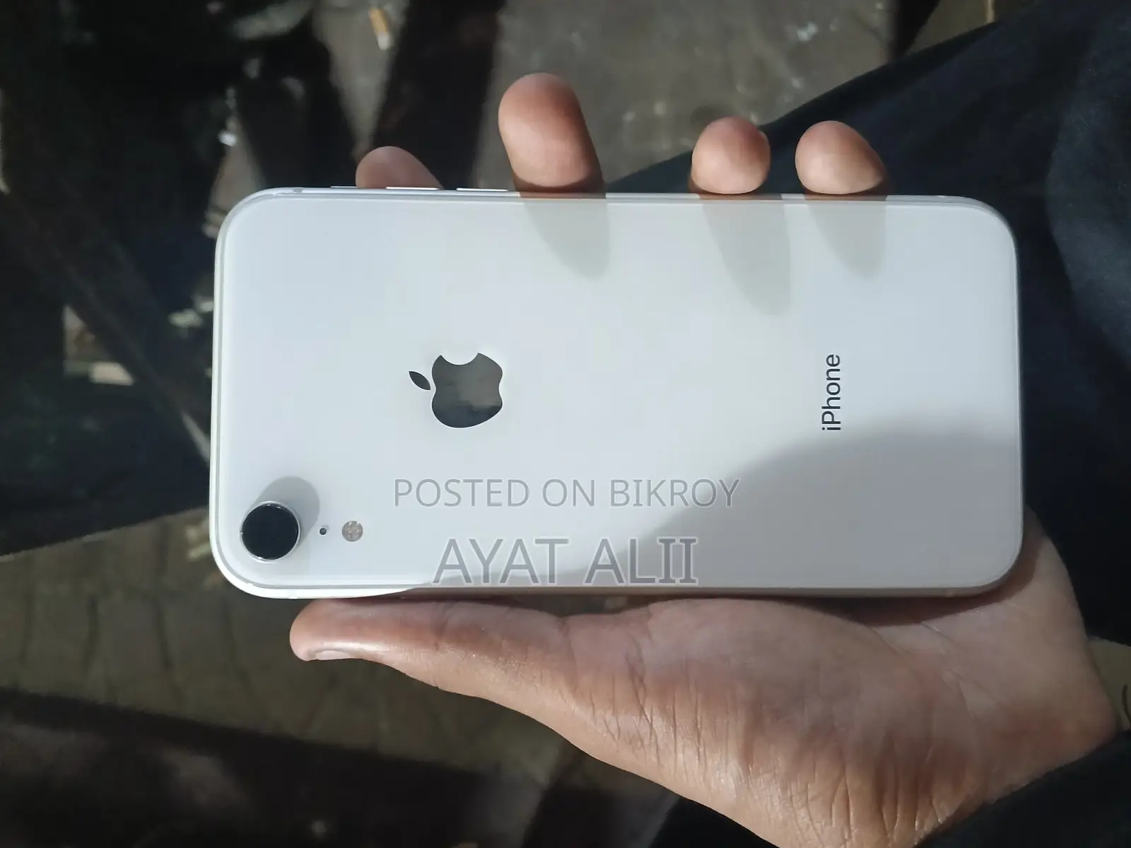 Apple iPhone XR 128 GB White
