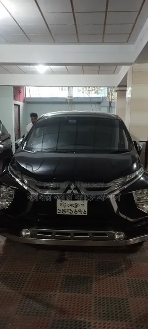 Mitsubishi Xpander 2021 Black