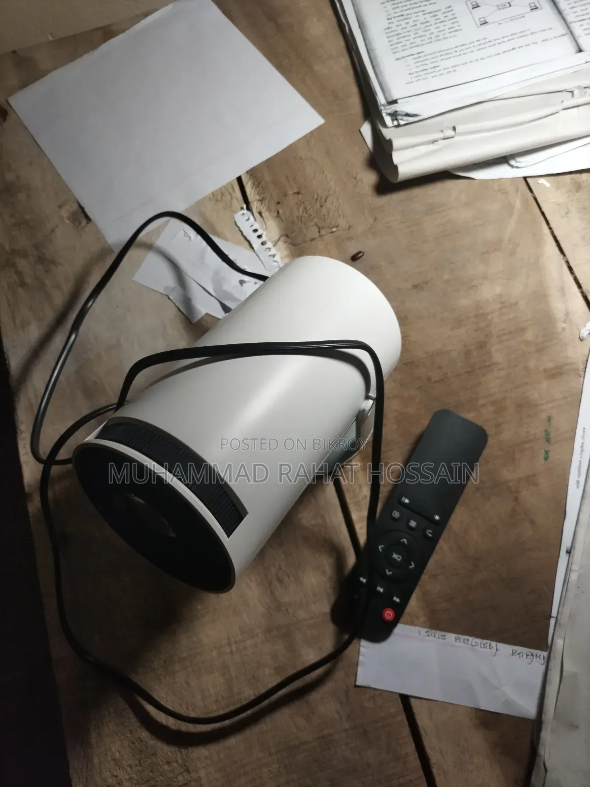 Hy300 Projector