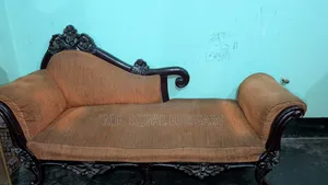 Three-seater sofa