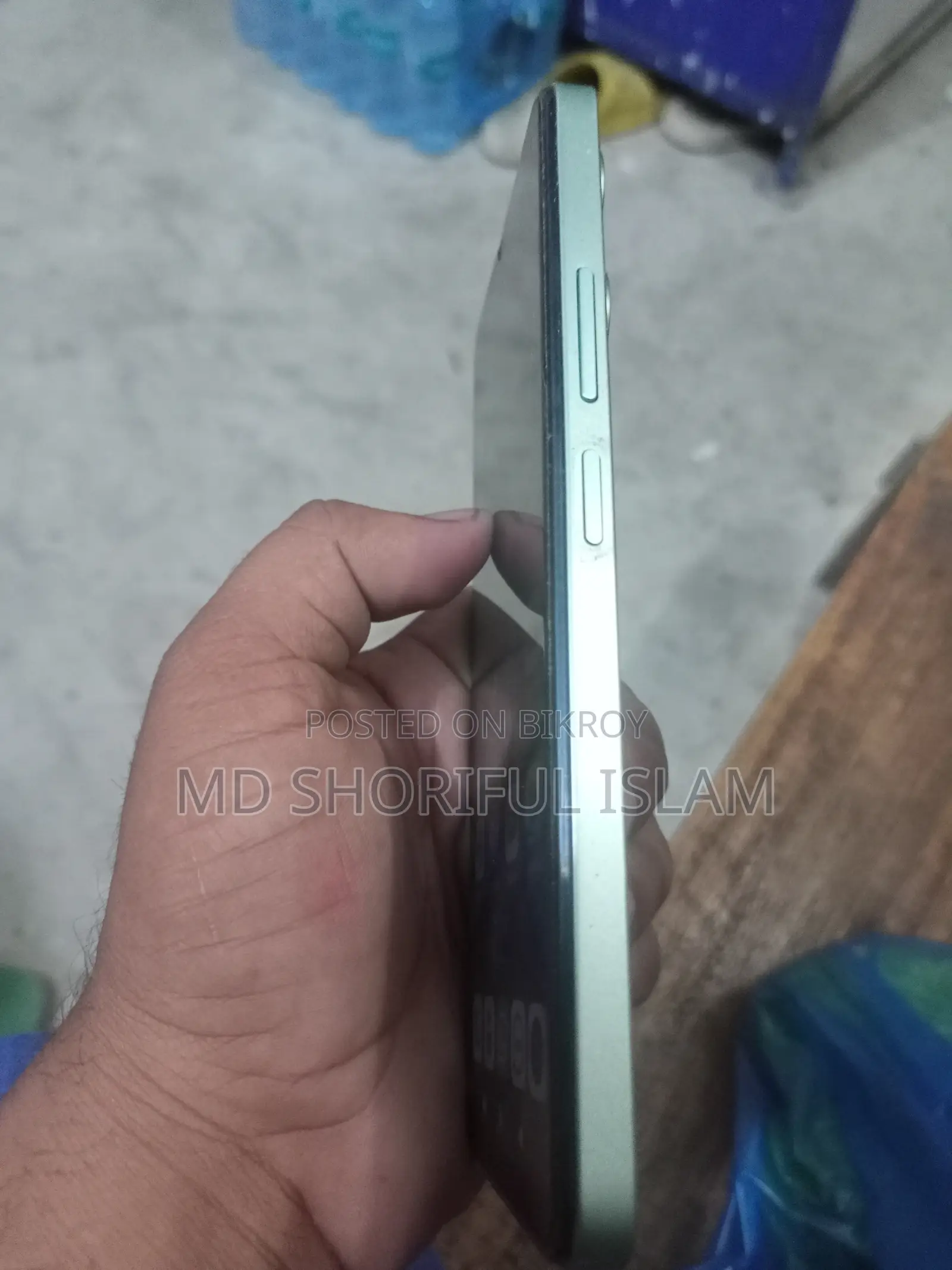 Mobile Phone 256 GB Gold