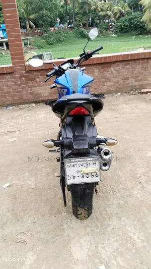 সুযুকি জিক্সার মনোটোন ২০১৮ ব্লু