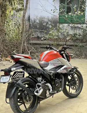 সুজুকি ২০২৪ কমলা