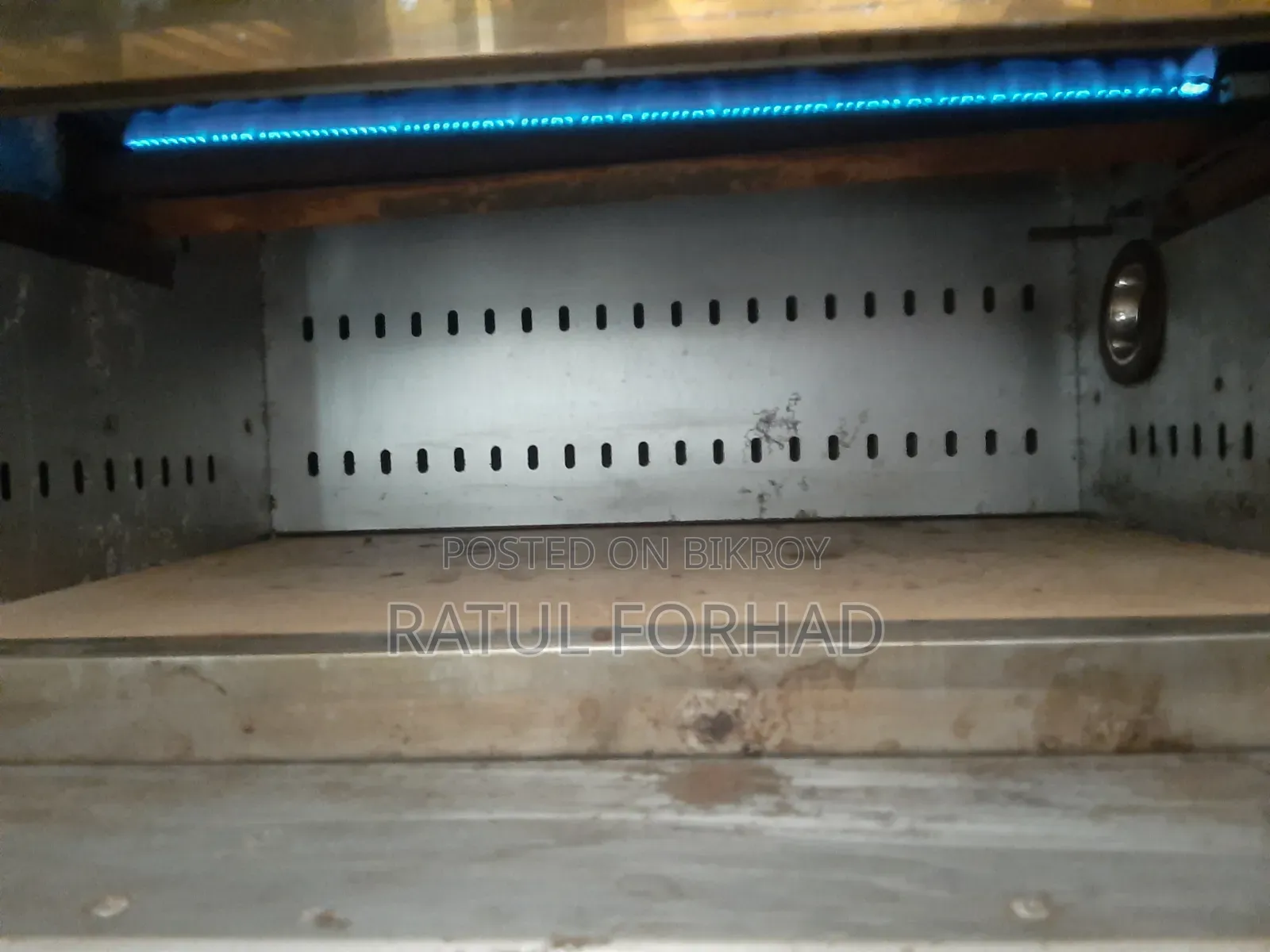 Urgent Sale: Running Gas Deck Oven!