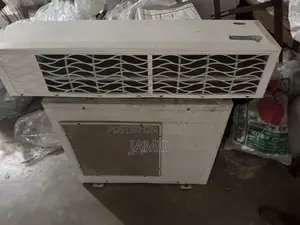 Carrier Ac 2 Ton Fresh Condition