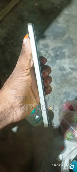 ভিভো ওয়াই১৬ ১২৮ জিবি গোল্ড
