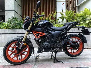 Beetle Bolt Corbet 2022 Black
