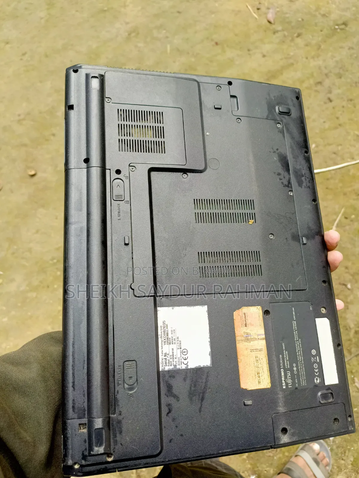 Laptop Fujitsu 4GB HDD+SSD 512GB