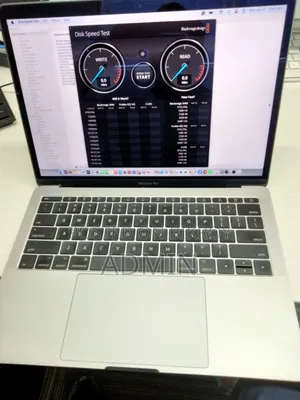 Laptop Apple MacBook Pro 2016 16GB Intel Core 7 eMMC 512GB