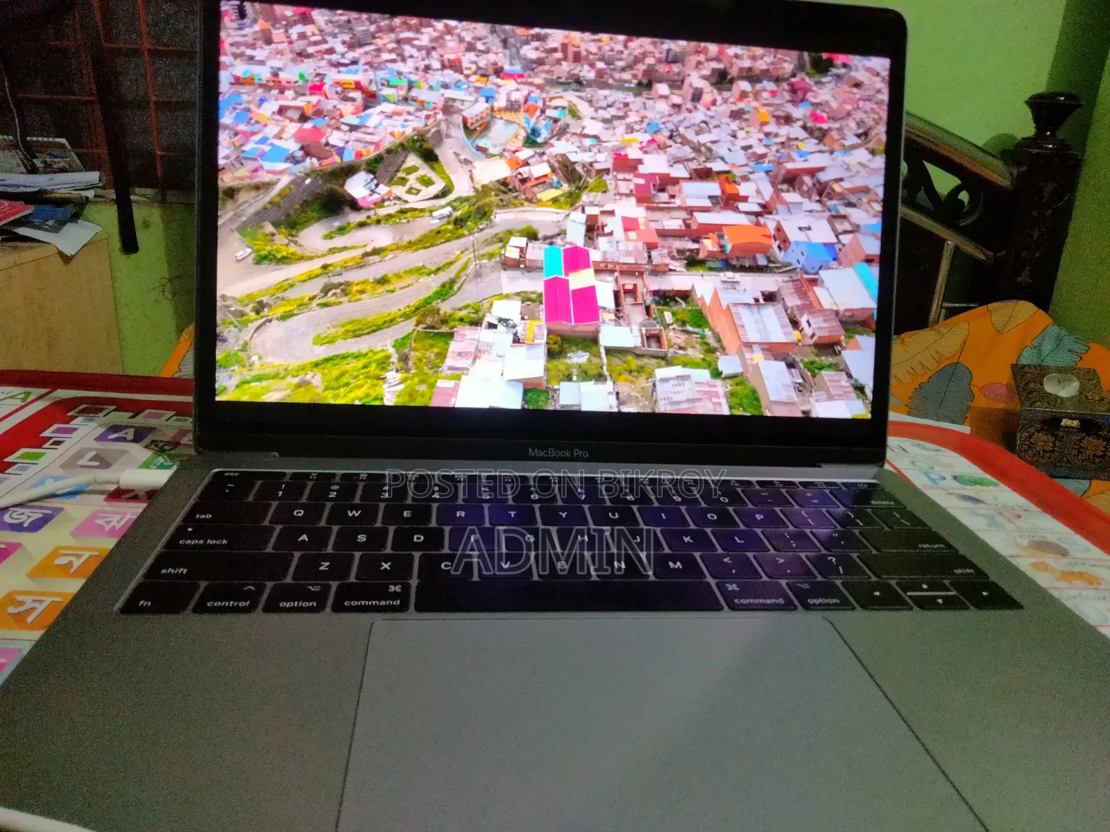 Laptop Apple MacBook Pro 2016 16GB Intel Core 7 eMMC 512GB