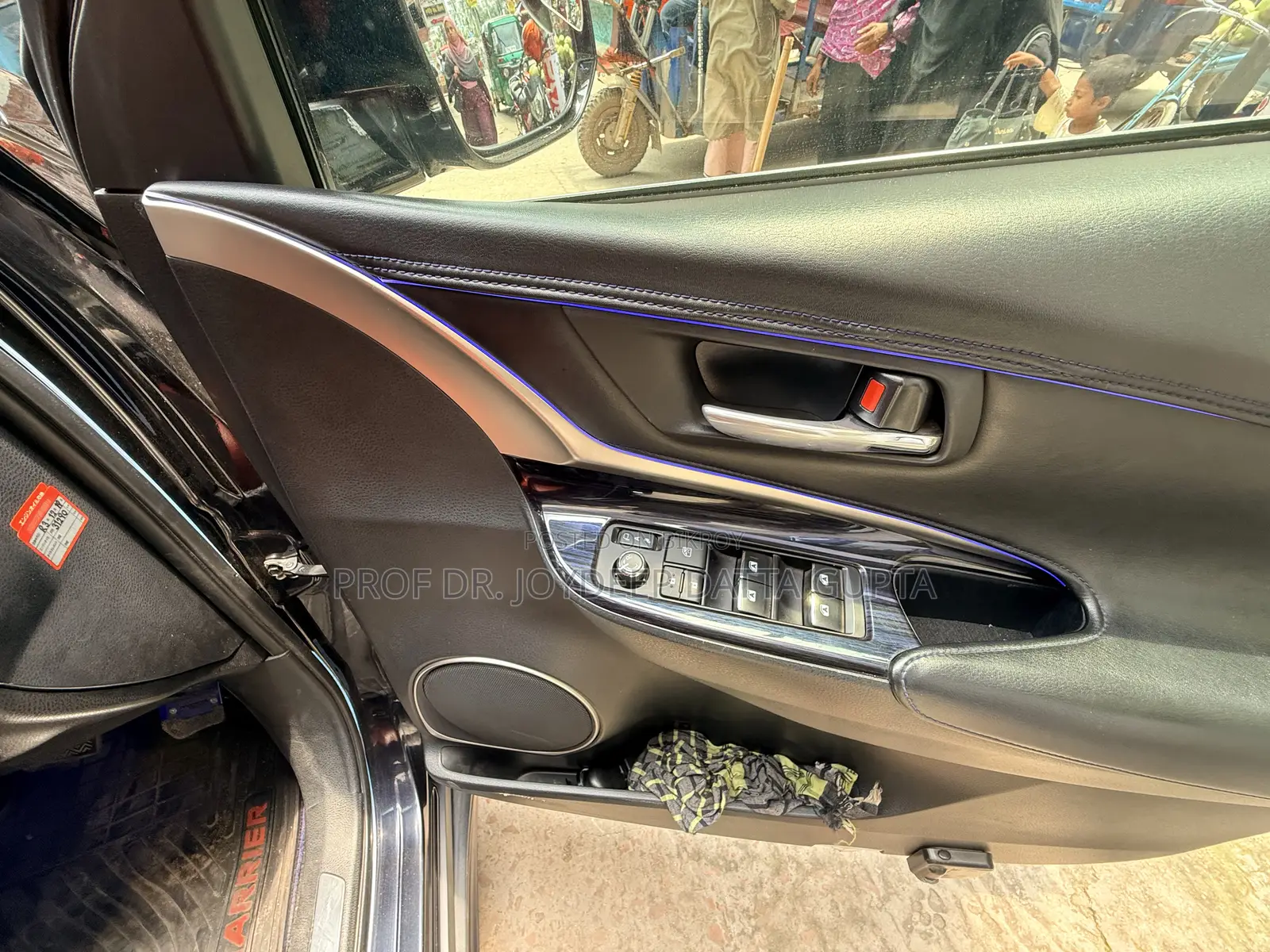 Toyota Harrier 2.5 Hybrid 4WD 2018 Purple