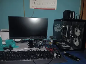 Desktop Computer Microsoft 16GB AMD Ryzen 7 SSD 256GB