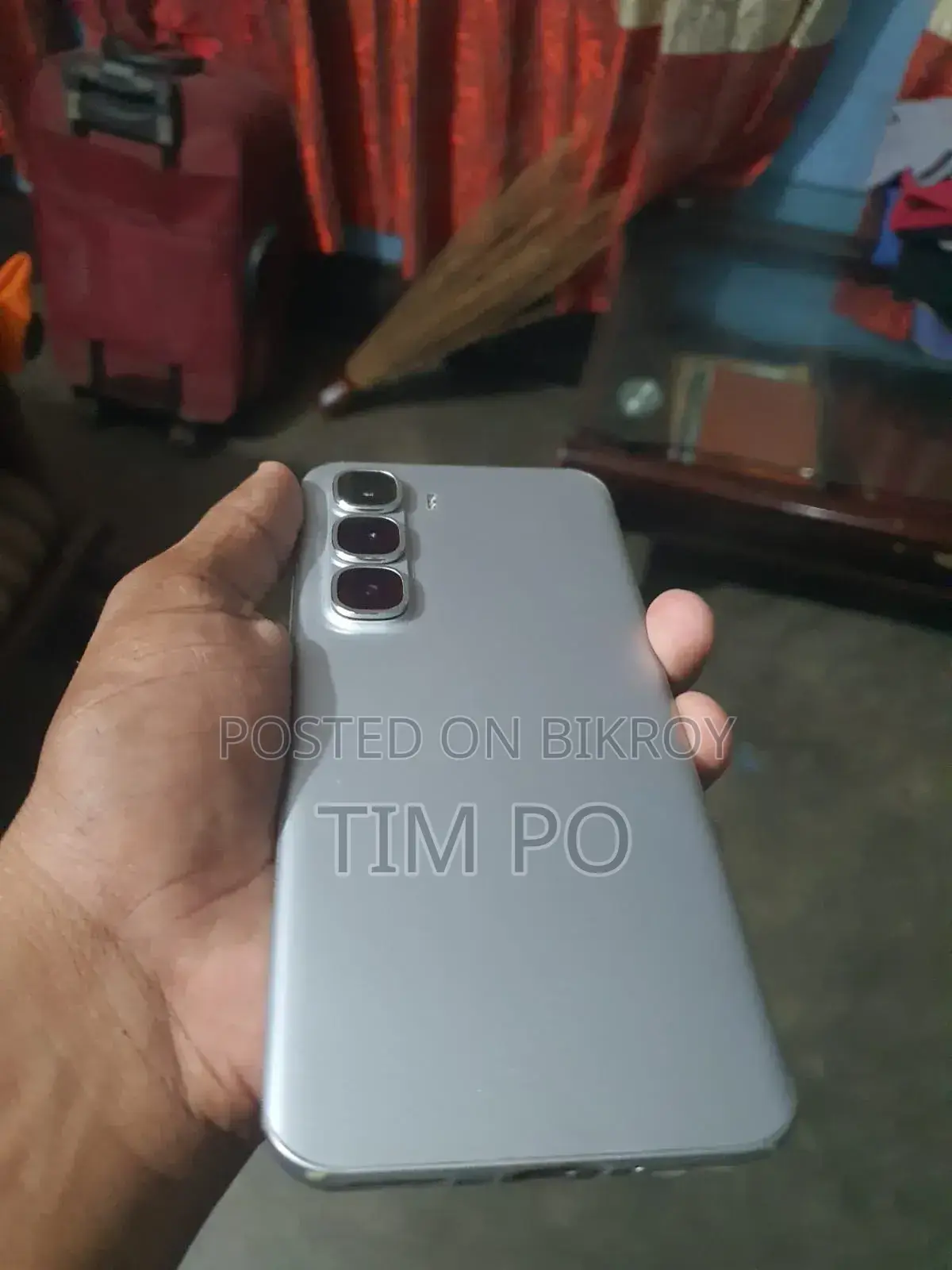 ইনফিনিক্স হট ৬০ প্রো+ ২৫৬ জিবি সিলভার