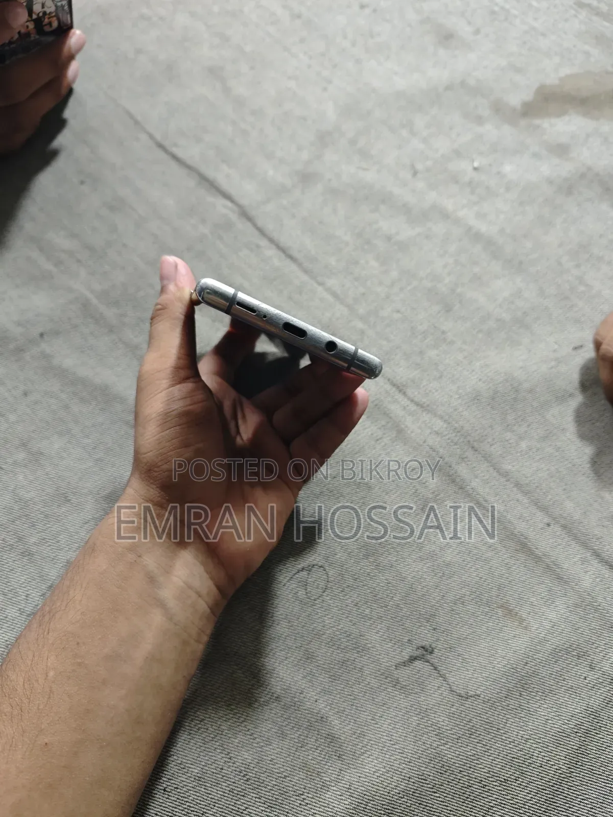 New Mobile Phone 128 GB White