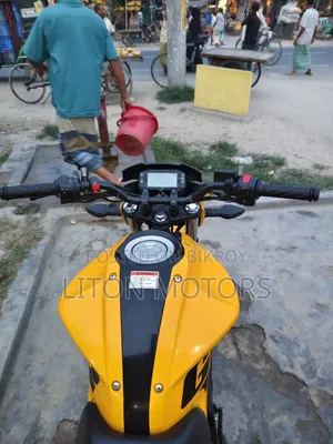 Suzuki Gixxer Monotone 2024 Yellow