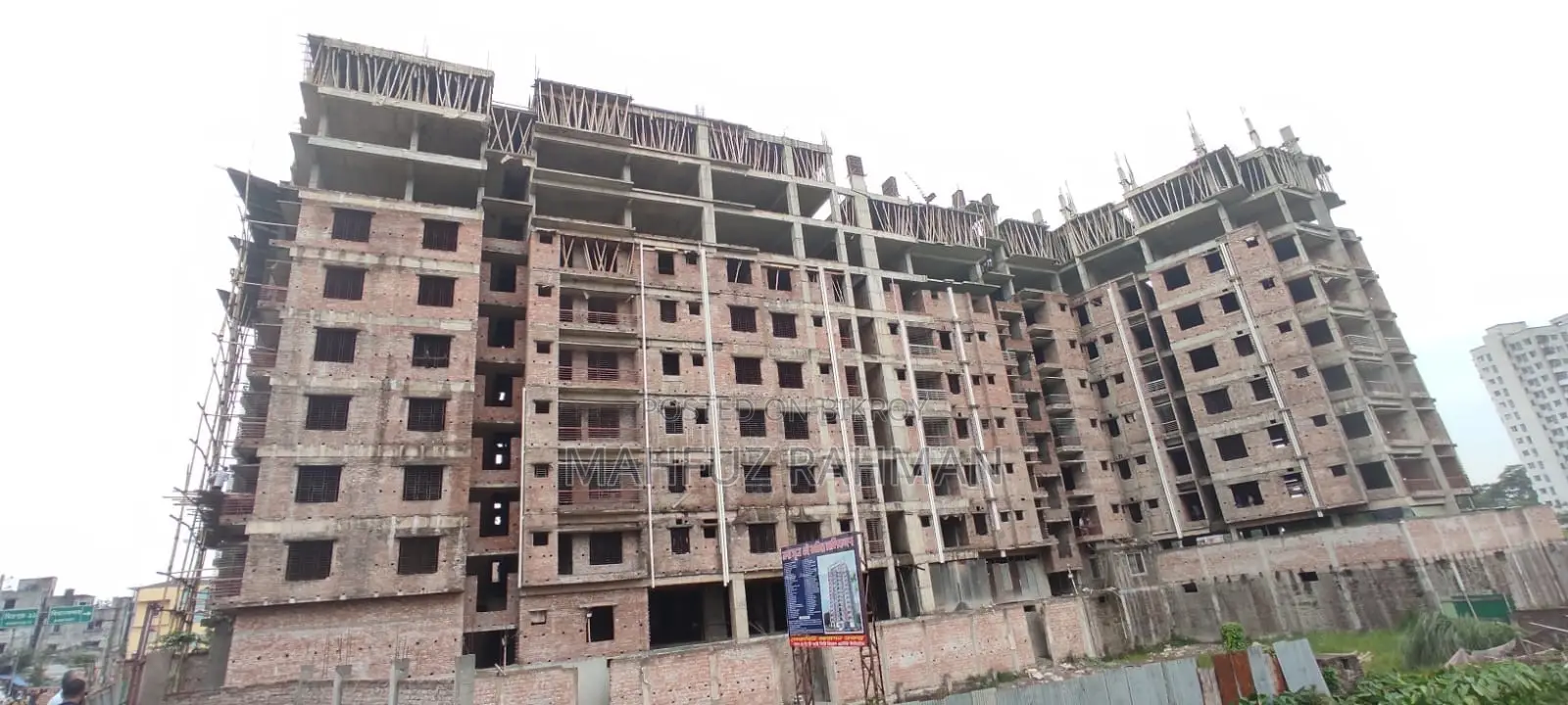 3-Bedroom Apartment in Lake Castle, ECB Chattar for Sale