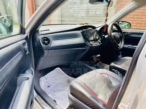 Toyota Axio 2015 Silver