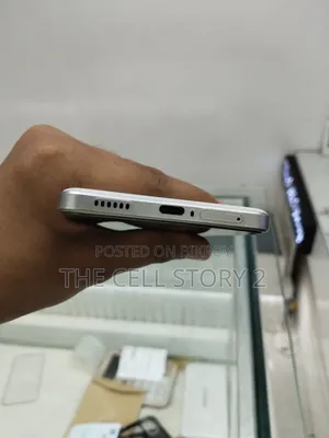 iQOO Z10 256 GB White