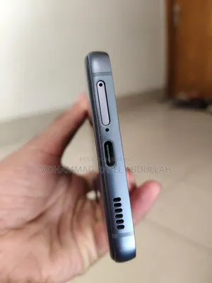 EL 128 GB Black