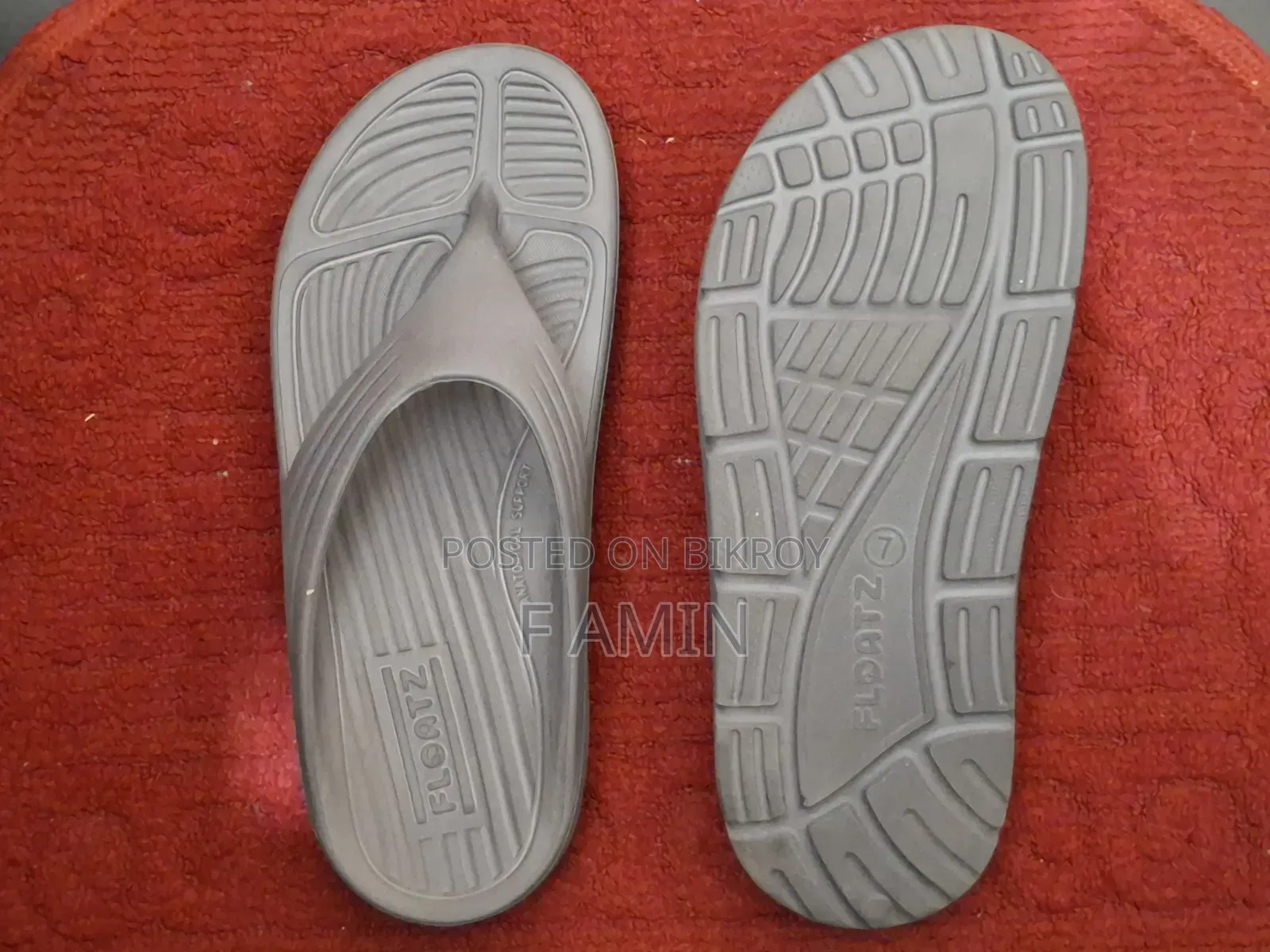 ফ্লোটজ স্যান্ডেল