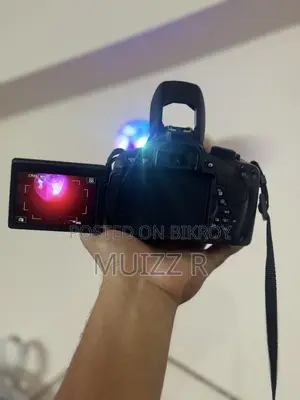 Canon 700d DSLR