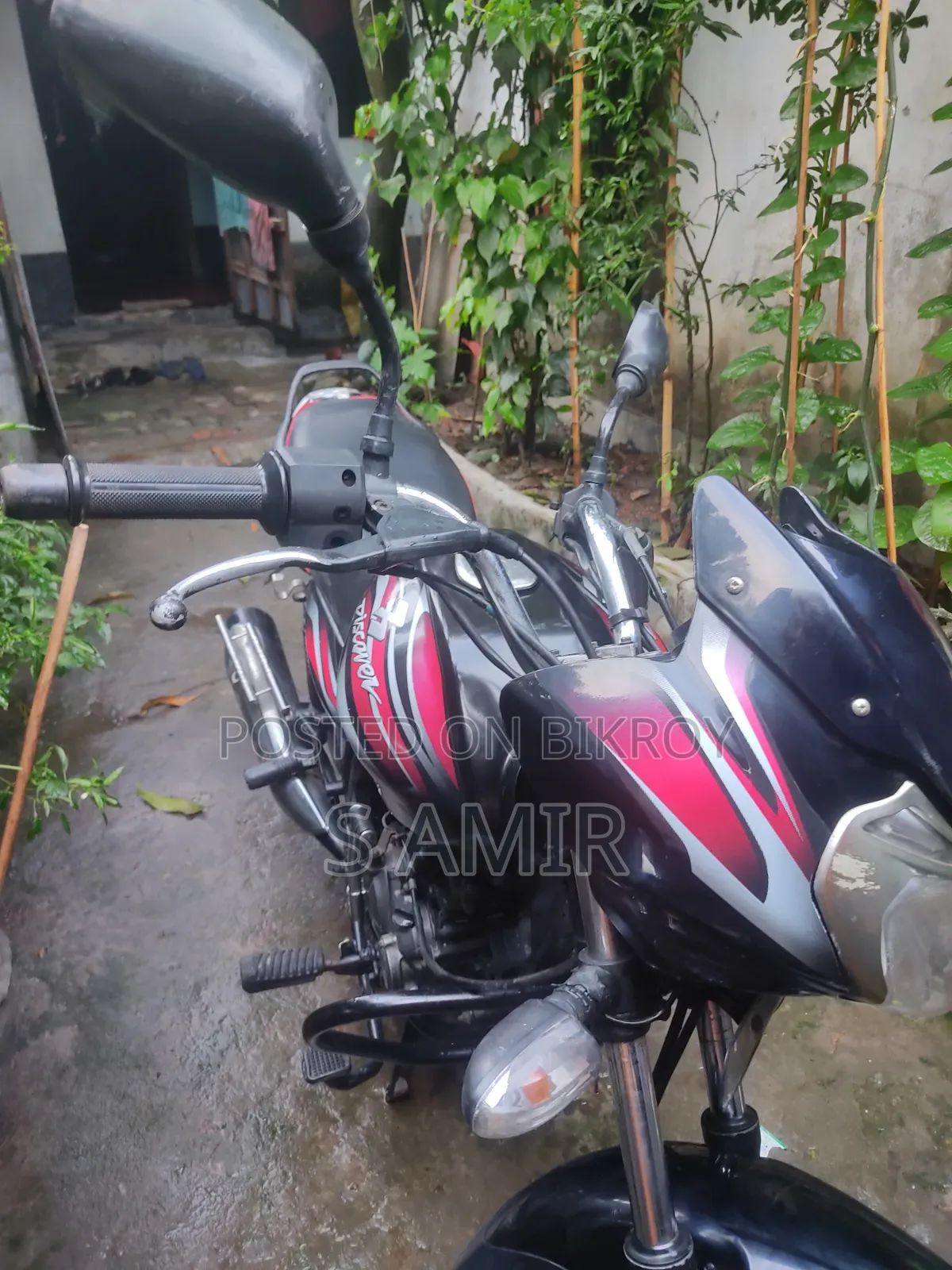 Bajaj Discover 100 2014 Black