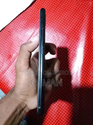 Vivo Y11 32 GB Purple