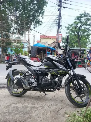Suzuki 2026 Black