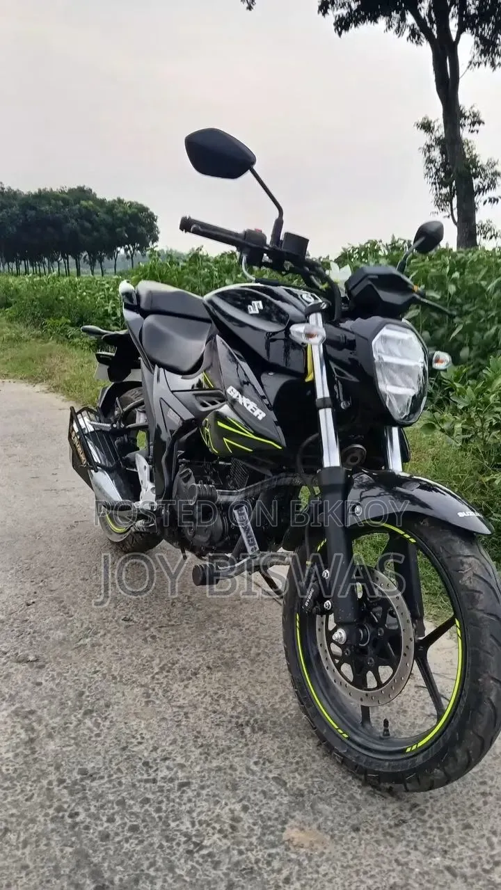 Suzuki 2026 Black