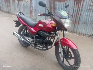 Runner Bullet 100 2017 Red