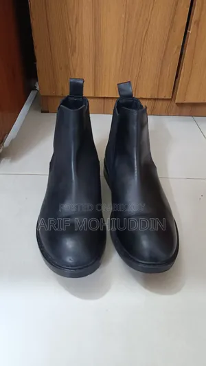 চেলসি জুতা