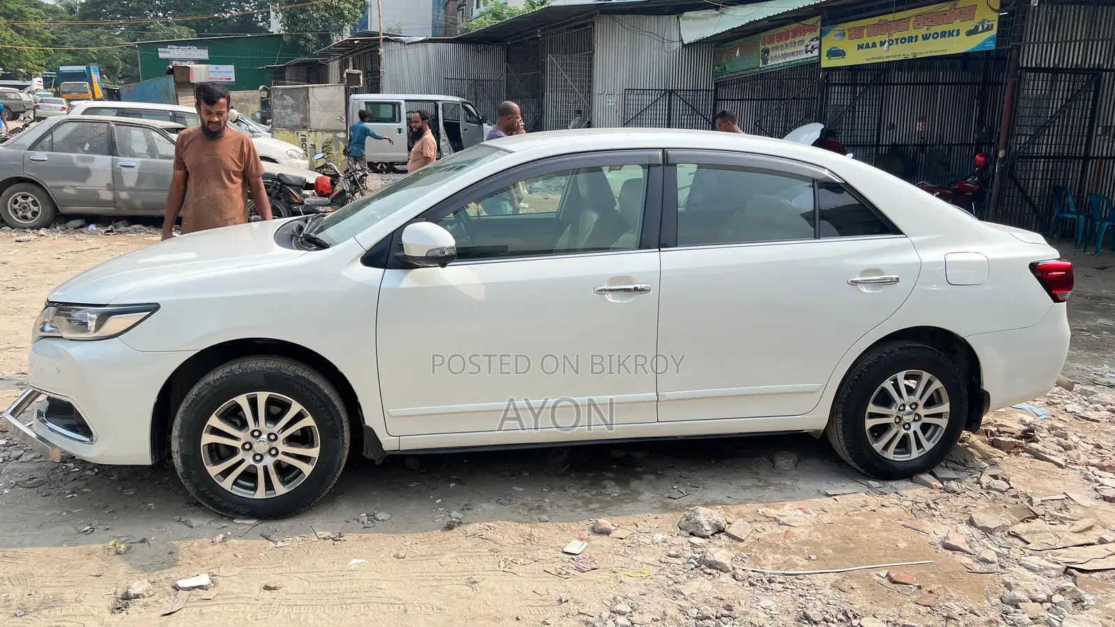 Toyota Premio 1.5 Front-Wheel Drive 2016 Pearl