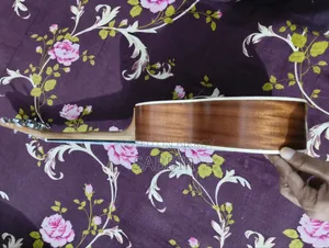 Ukulele 24-inch