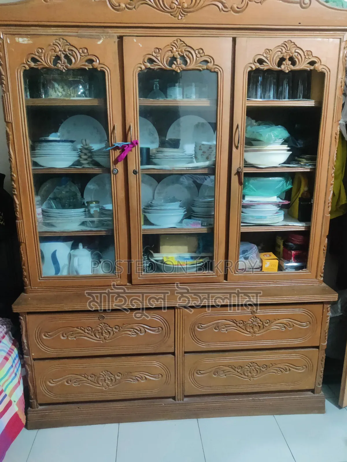 Used Wall Showcase