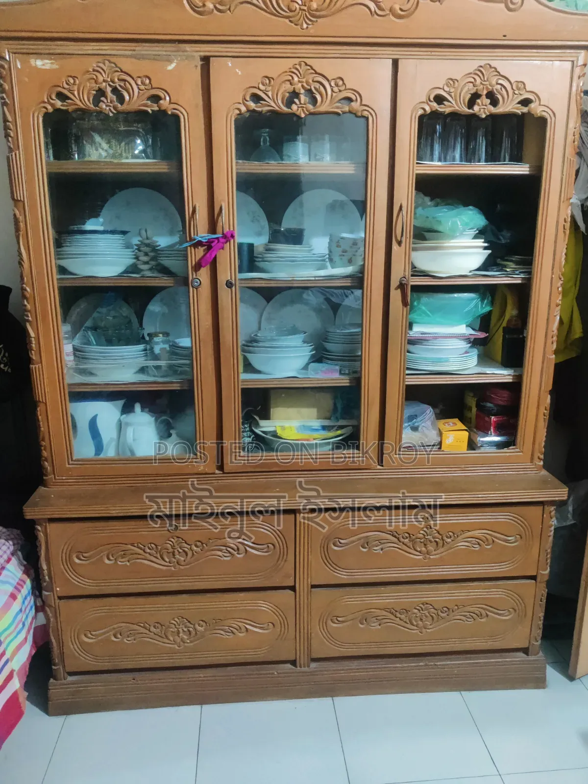 Used Wall Showcase